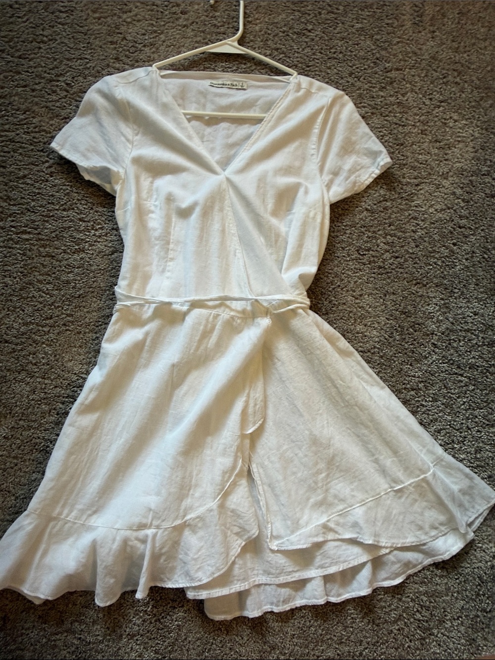 Abercrombie & Fitch White Short-Sleeve Wrap Mini Dress